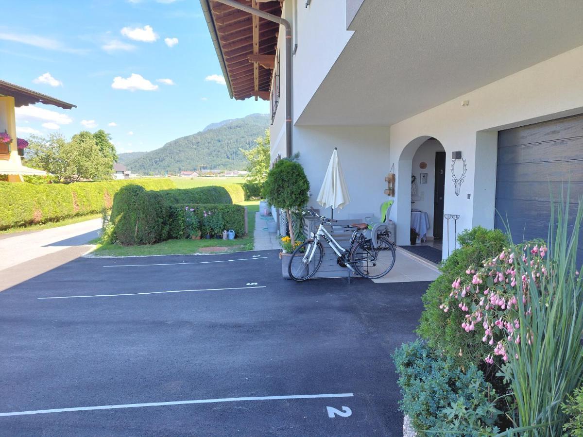 Apartment Am Wolfgangsee Strobl Exteriör bild